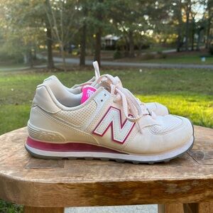 Women’s New Balance 574
